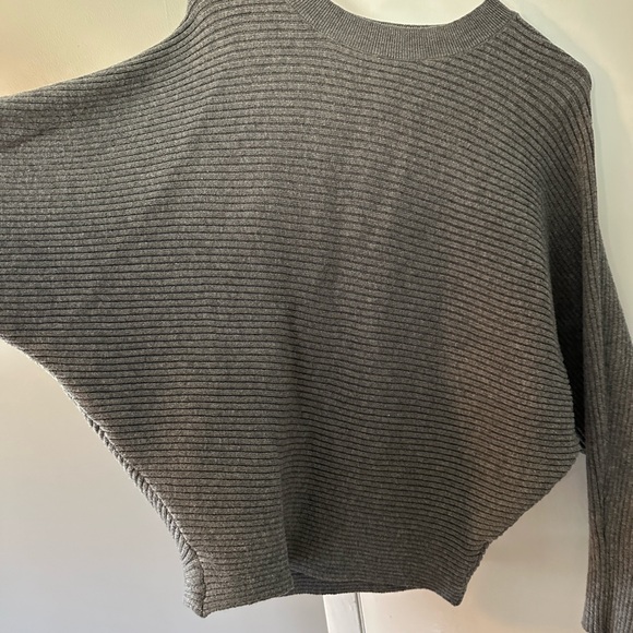 Gray Ribbed Sweater - Picture 2 of 3